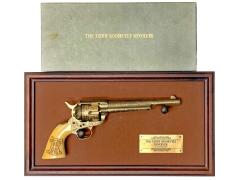 [マルシン] THE TEDDY コルトSAAリボルバー セオドアルーズベルト 金属モデルガン 専用ガンラック付　シリンダーフリー (訳あり)