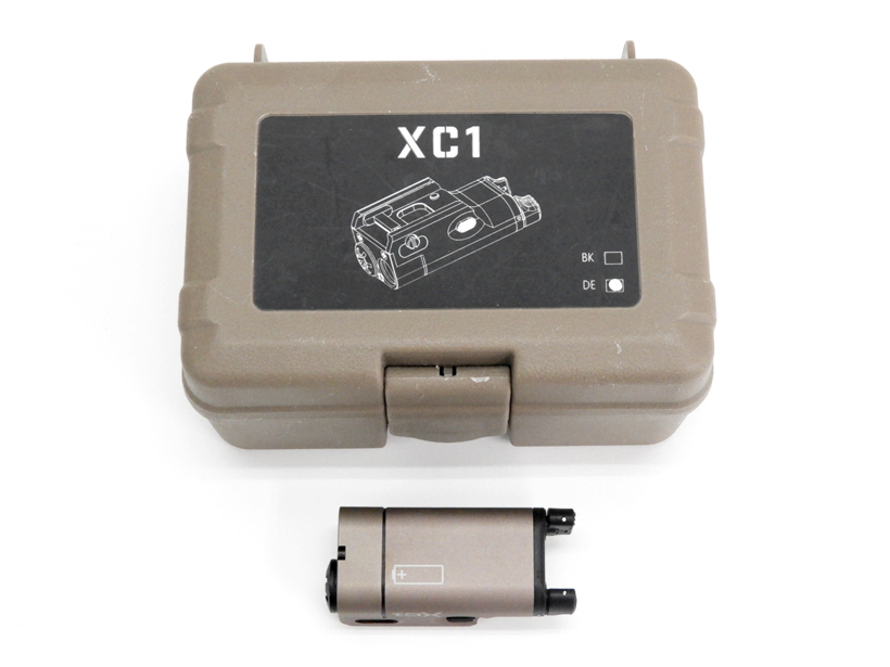 [SOTAC] XC1 タイプ コンパクト ピストル LEDライト 100ルーメン TAN 20mmレール対応 (中古)