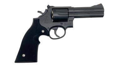 [マルシン] S&W M586 4インチ DAVISタイププラグリップ 発火モデルガン ブラックHW キット組立済 ガンケース付 (未発火)サブ画像へ2
