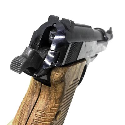 [マルシン] ワルサーP38 ミリタリー ABS 発火モデルガン 木製グリップカスタム カート4発 (訳あり)サブ画像へ3