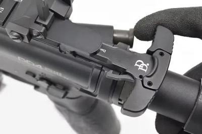 [BOLT] DD4 RIII B.R.S.S DANIEL DEFENCE正式ライセンス リコイルショック電動ガン BK (新品取寄)サブ画像へ4