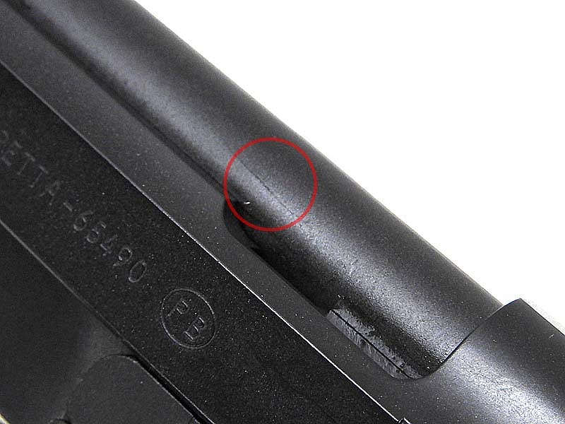 [MGC] ベレッタ U.S. 9mm M9 ABS 発火モデルガン ハンマーカスタム バレルヒビあり カート5発付属 (訳あり) 詳細画像 こちらにヒビあり。