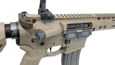 [EMG/DE Airsoft] NOVESKE N4 10.5inch 正規ライセンス ガスブローバックライフル FDE 小カスタム (中古)サブ画像へ4