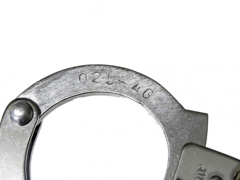 兼松江商] ハンドカフ 手錠 ニッケル 訓練用手錠 ガイコツ型