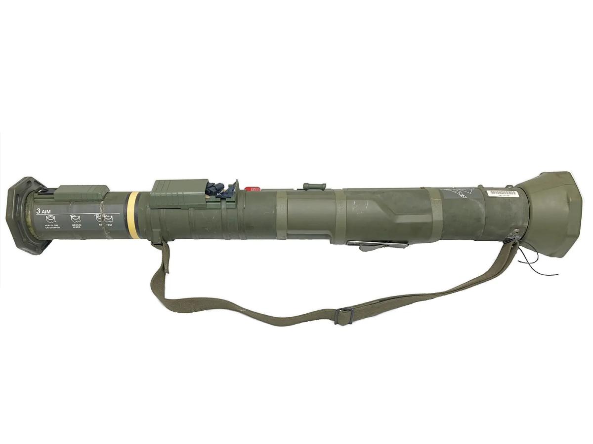 [無可動実物] M136 AT-4 ロケットランチャー 無反動砲 使用済み安全品 (中古)