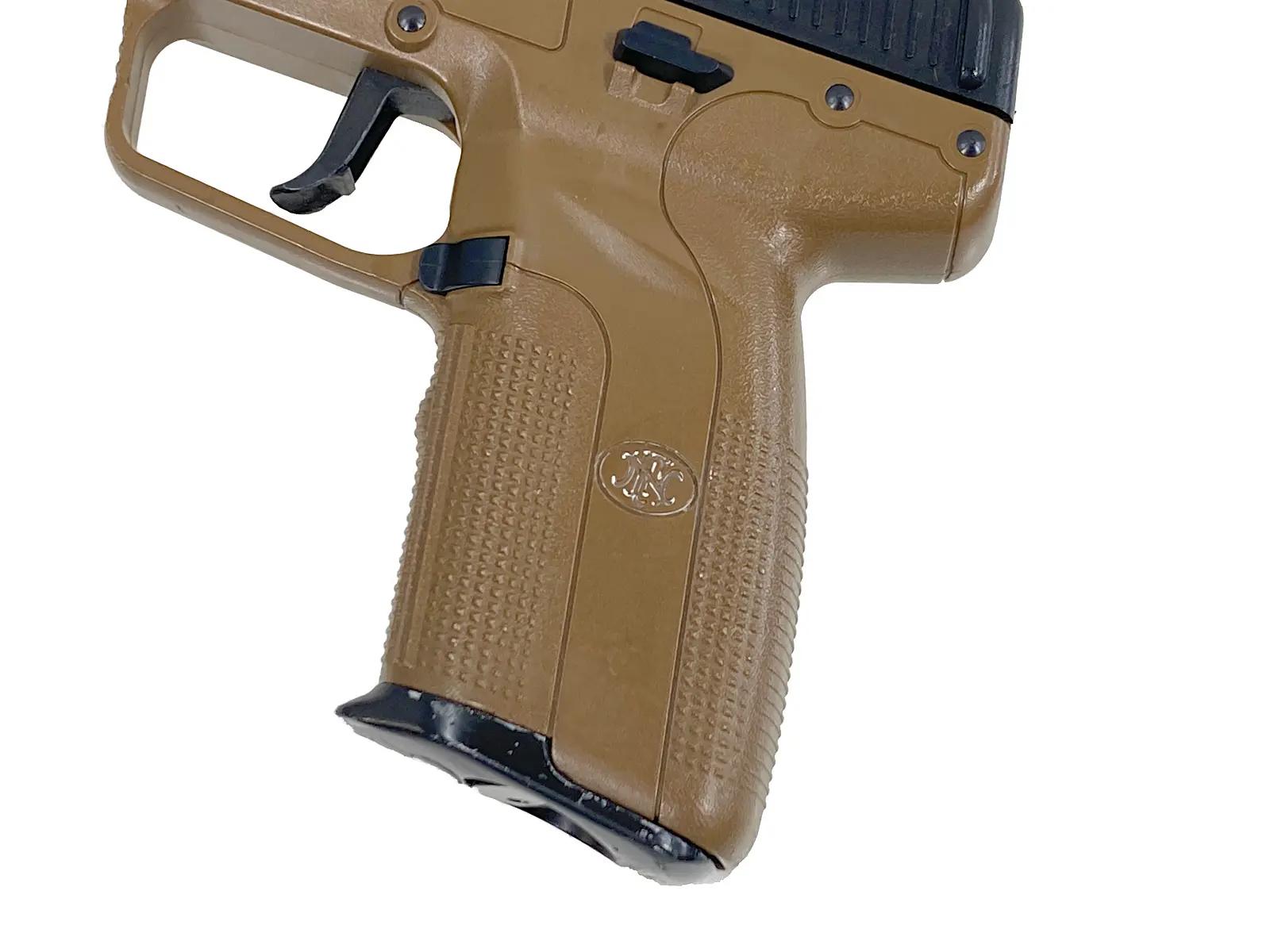 マルシン] FN 5-7 CO2ブローバック 6mm FDE 真鍮ピストン仕様 刻印墨
