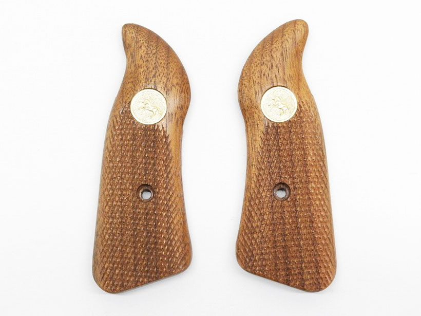 [マルベリーフィールド] KSC キングコブラ 木製グリップ 実物大18Kメッキメダリオン付 (中古)