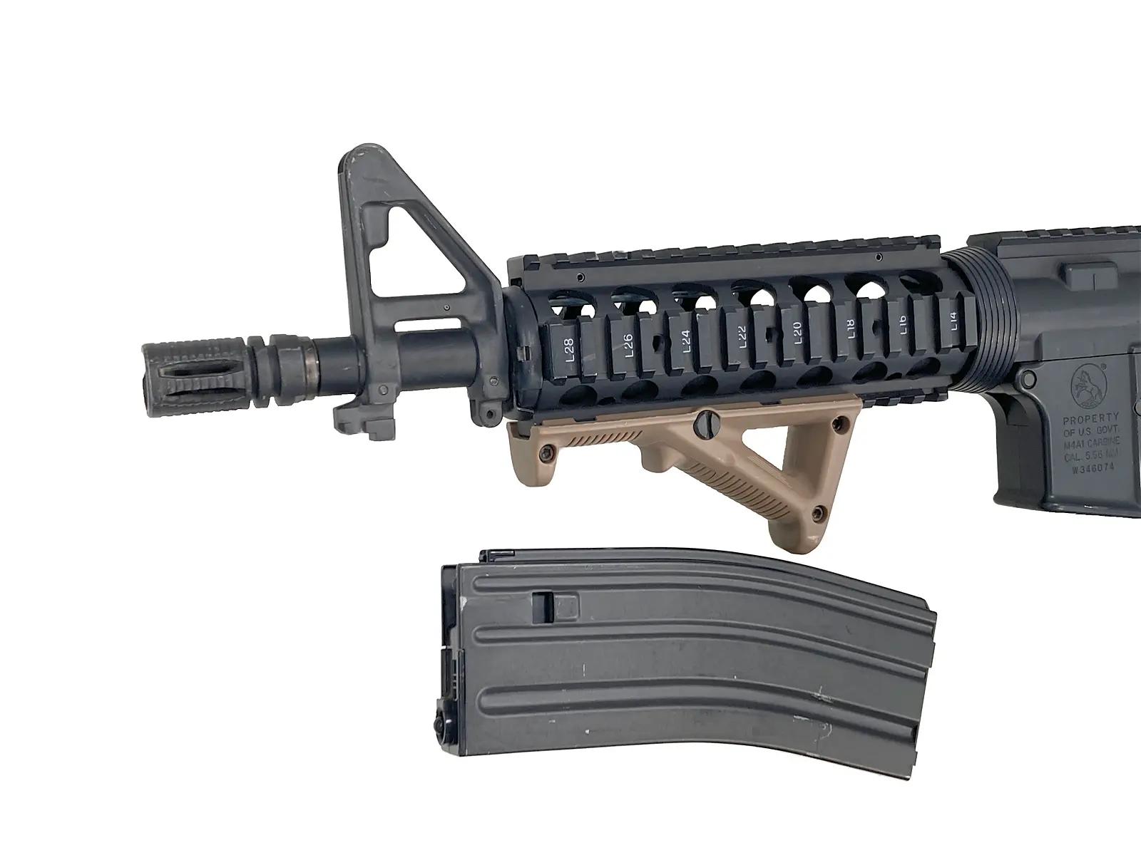 東京マルイ] M4 CQB-R FDE/フラットダークアース 次世代電動ガン リア