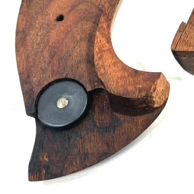 [S&W] 実物 Kフレーム スクエアバットダイヤチェッカーグリップ ウォルナット材製 50年代後半～68年モデル M19等 (中古)サブ画像へ1
