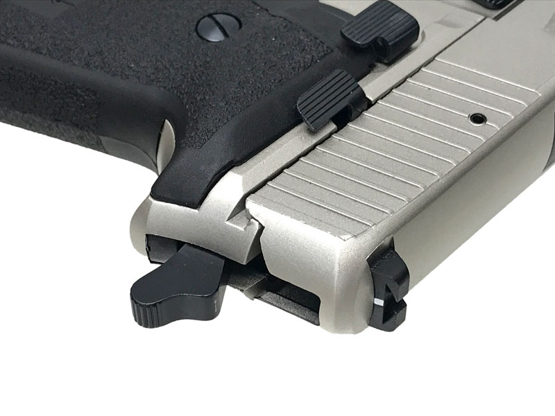 日本製 モデルガン シルバー タナカ] SIG/SAUER P228 ウォームシルバーコーティング オールHW