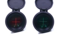 [東京マルイ] イルミネーテッド ショートズームスコープ 旧モデル 1.5-4×28 ミディアム 1倍〜 Φ30mm イルミネーション (中古)