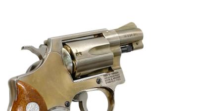 [コクサイ] No.26 S&W M36 2インチ チーフス・スペシャル 金属モデルガン アクリルケース入り シリンダーロック折れ (訳あり)サブ画像へ4
