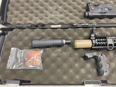 [東京マルイ] M4 CQB-R ブラック 次世代電動ガン ジャンクパーツ　カスタム　PLANOケースセット (ジャンク)サブ画像へ1