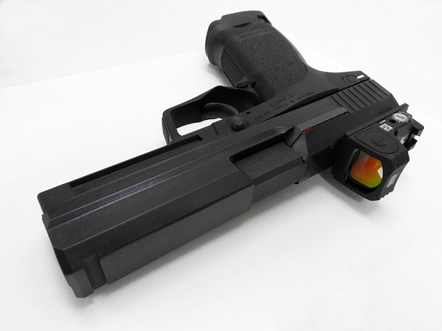[UMAREX/KWA] H&K USP.45 実銃刻印 フルスチール RMRドットサイトカスタム (未使用)
