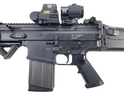 [東京マルイ] SCAR-H ブラック 次世代電動ガン フォアグリップ&光学サイト装備カスタム (中古)サブ画像へ2