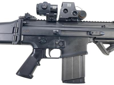 [東京マルイ] SCAR-H ブラック 次世代電動ガン フォアグリップ&光学サイト装備カスタム (中古)サブ画像へ3
