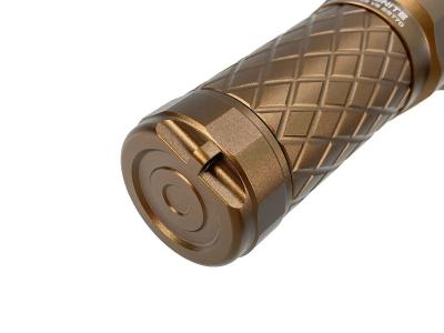 [ThruNite] Catapult V6 V2 フラッシュライト TAN (中古)サブ画像へ4
