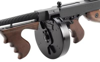 [EMG JAPAN KingArms] トンプソン M1928 シカゴタイプ リアルウッド トンプソン正規ライセンス 電動ガン (新品予約受付中! 特典あり)サブ画像へ4