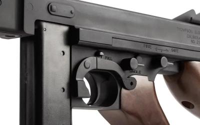 [EMG JAPAN KingArms] トンプソン M1A1 ミリタリー リアルウッド トンプソン正規ライセンス 電動ガン (新品予約受付中! 特典あり)サブ画像へ2