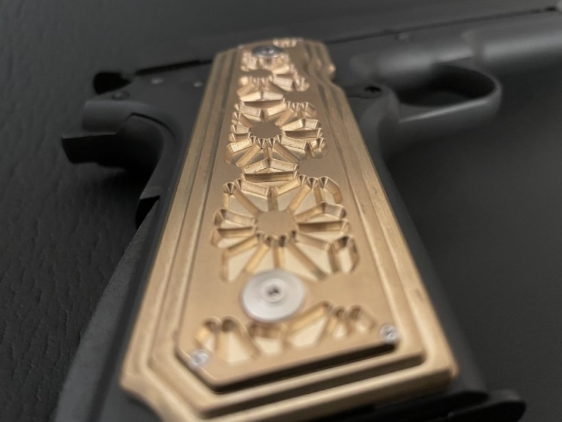 Board Dragon Works] 真鍮戦飾 麻の葉銃把1911 真鍮製グリップパネル 