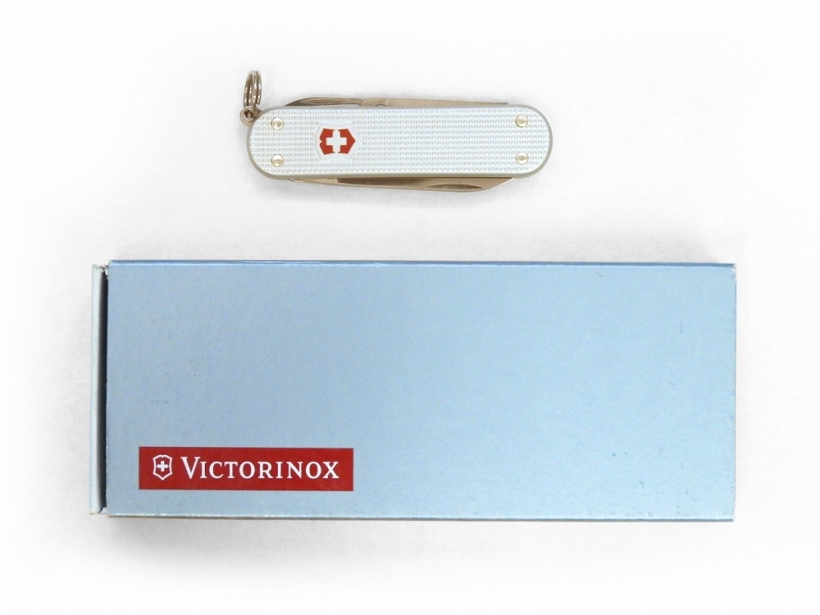 [VICTORINOX ビクトリノックス] クラシック AL ホワイト ツールナイフ (中古) メイン画像