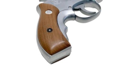 [コクサイ] S&W M64 2インチ 木製グリップ付限定品 NO.217 発火モデルガン (中古)サブ画像へ3