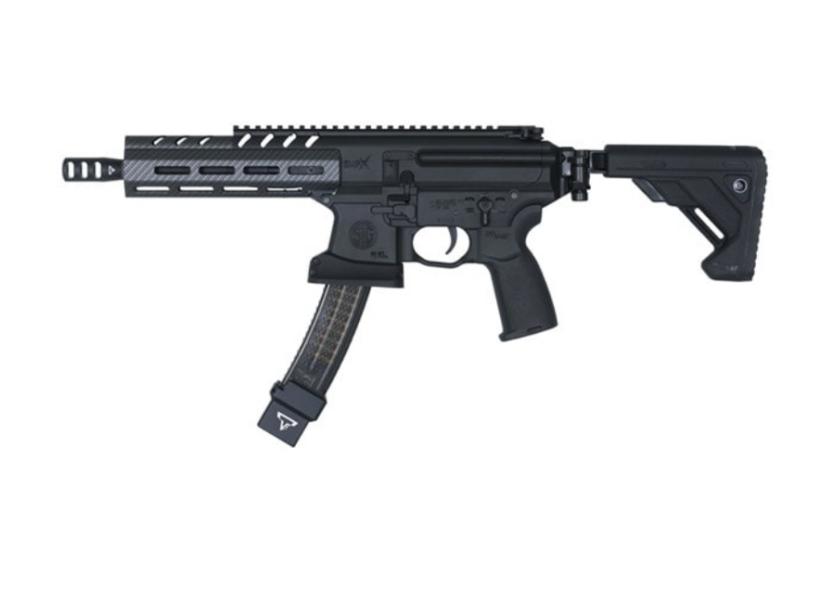 電動ガン本体二つと的です。動作確認なし　ほとんど使用していません 電動ガン本体二つと的です。動作確認なし ほとんど使用していません