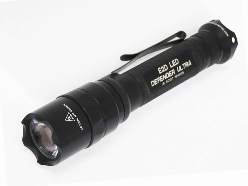 [SUREFIRE] E2D LED ディフェンダー ULTRA 500ルーメン (中古)