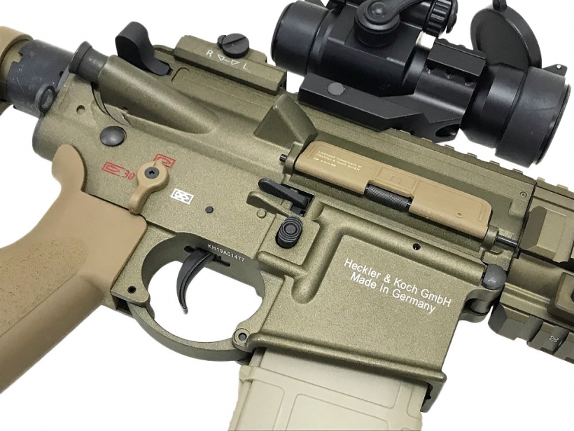 [Umarex/VFC] HK416A5 AEG RAL8000 TAN 電動ガン ガンケース付 (中古) 製品参考画像4 