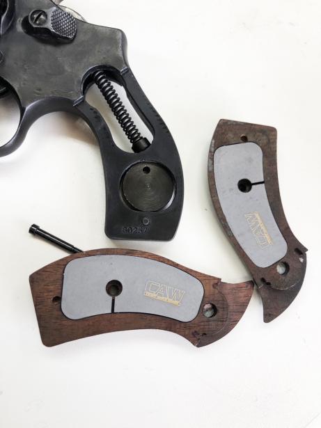 コクサイ] S&W M36 2インチ メガHW NO.396 木製グリップカスタム (中古