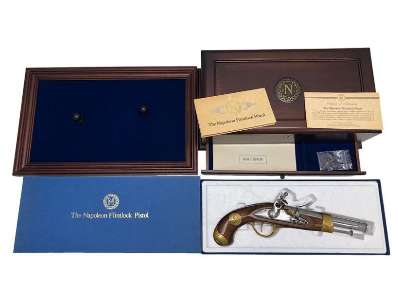 アンティークモデルガン　ナポレオンフリントロックピストル　木製　モデルガン アンティークモデルガン ナポレオンフリントロックピストル 木製