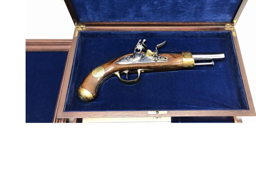 アンティークモデルガン　ナポレオンフリントロックピストル　木製　モデルガン アンティークモデルガン ナポレオンフリントロックピストル 木製